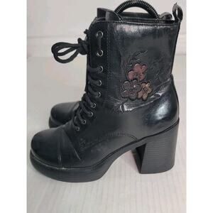 VGT No Boundaries 90s Y2K Black Chunky Platform Heel Boots Lace Up 7 Goth Grunge